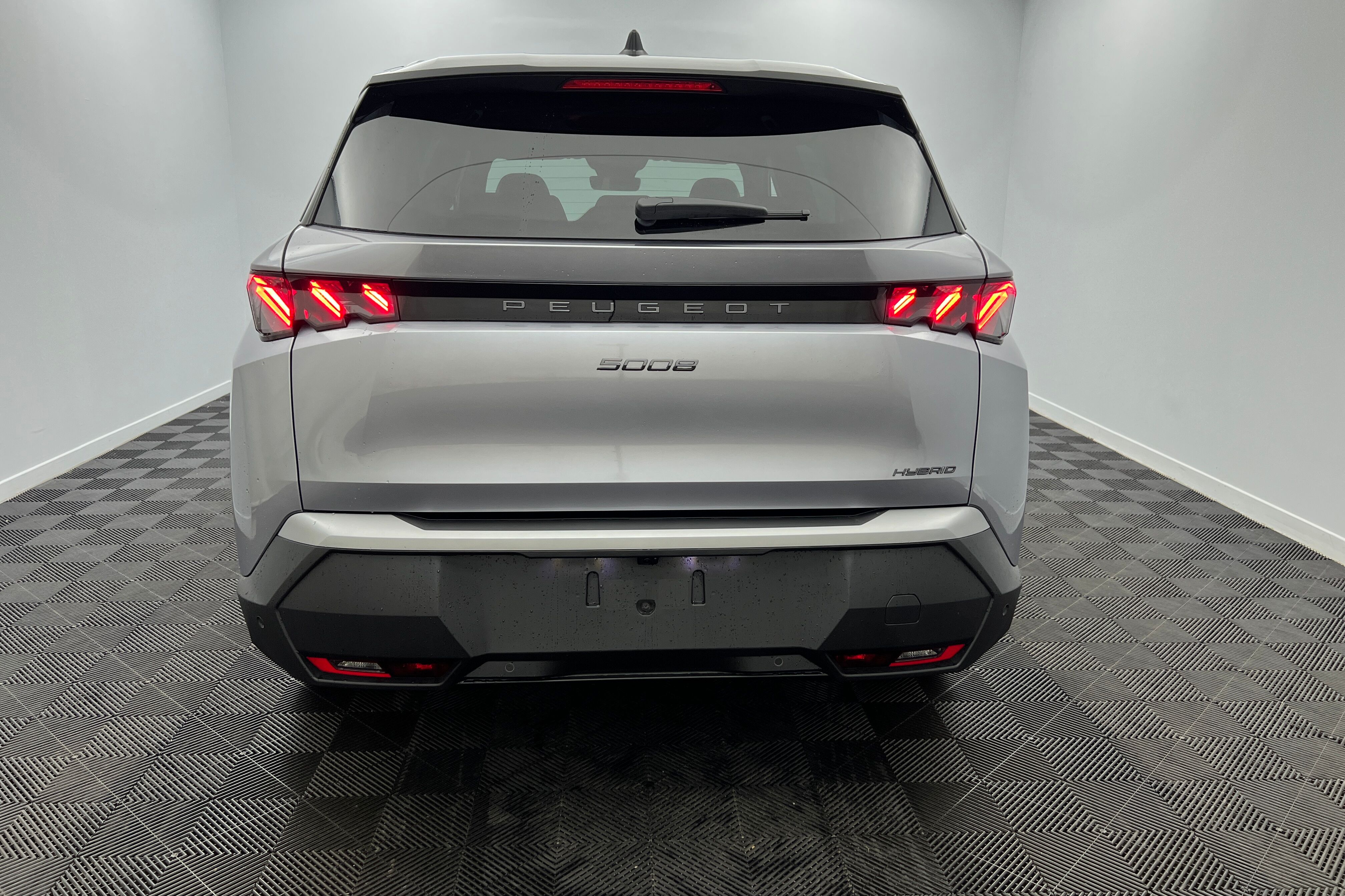 PEUGEOT 5008 SUV Hybride — photo 5