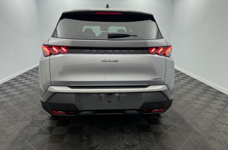 PEUGEOT 5008 SUV Hybride Essence