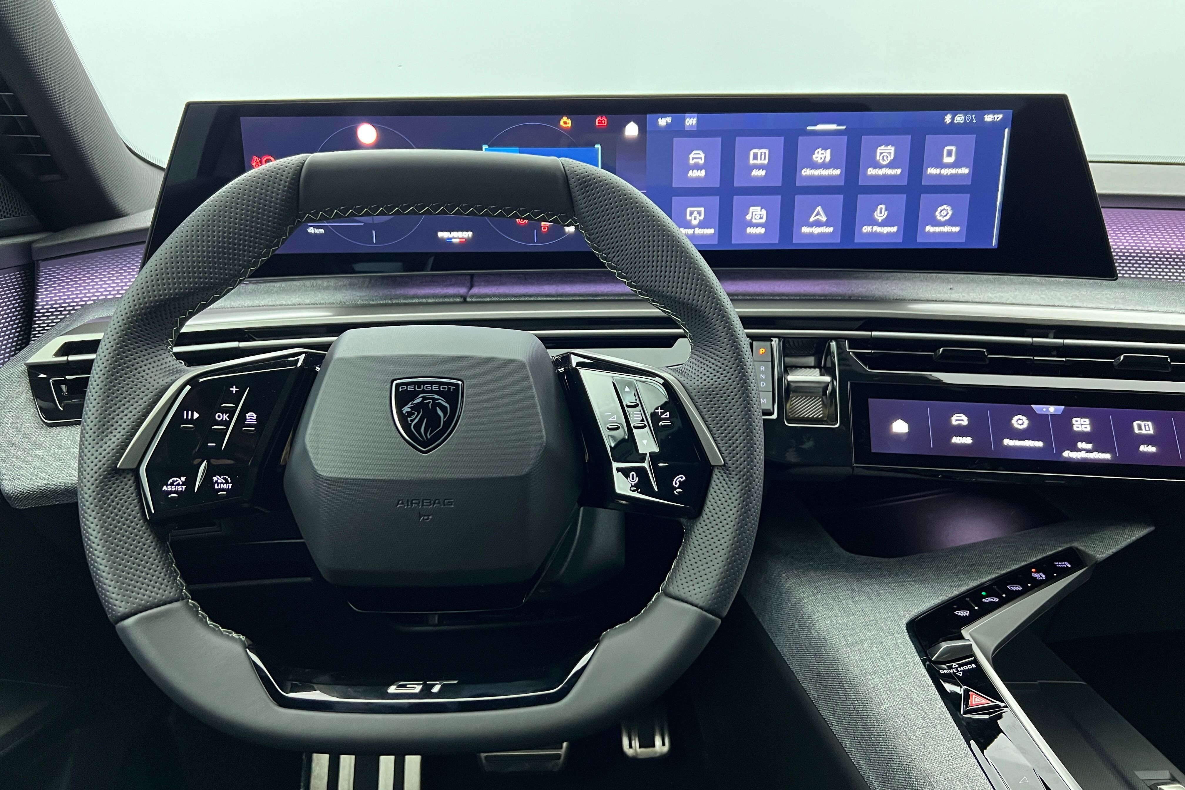 PEUGEOT 5008 SUV Hybride — photo 7