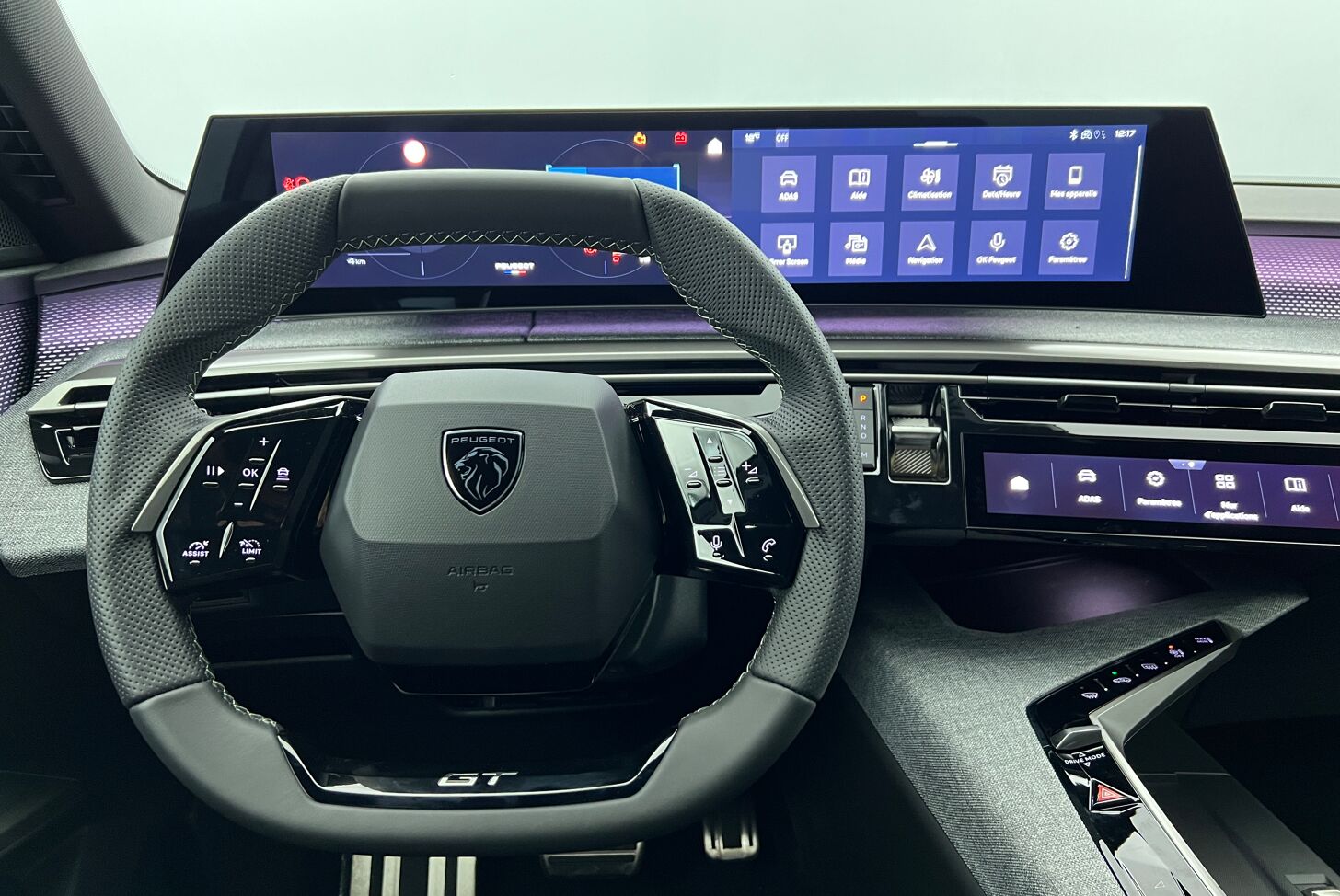 PEUGEOT 5008 SUV Hybride Essence