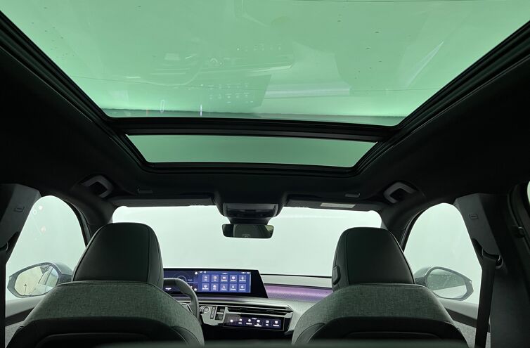 PEUGEOT 5008 SUV Hybride Essence