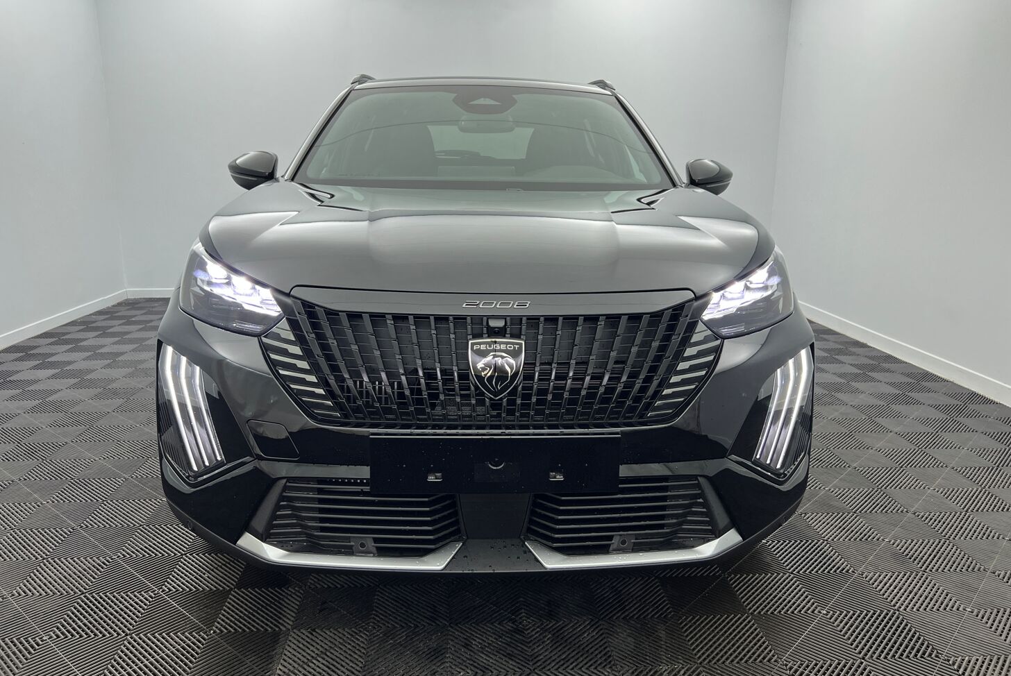 PEUGEOT 2008 SUV Hybride Essence