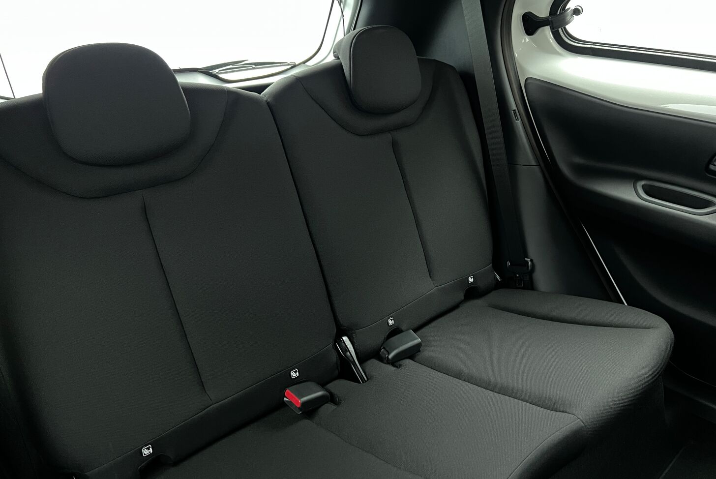 TOYOTA Aygo X Berline Essence 