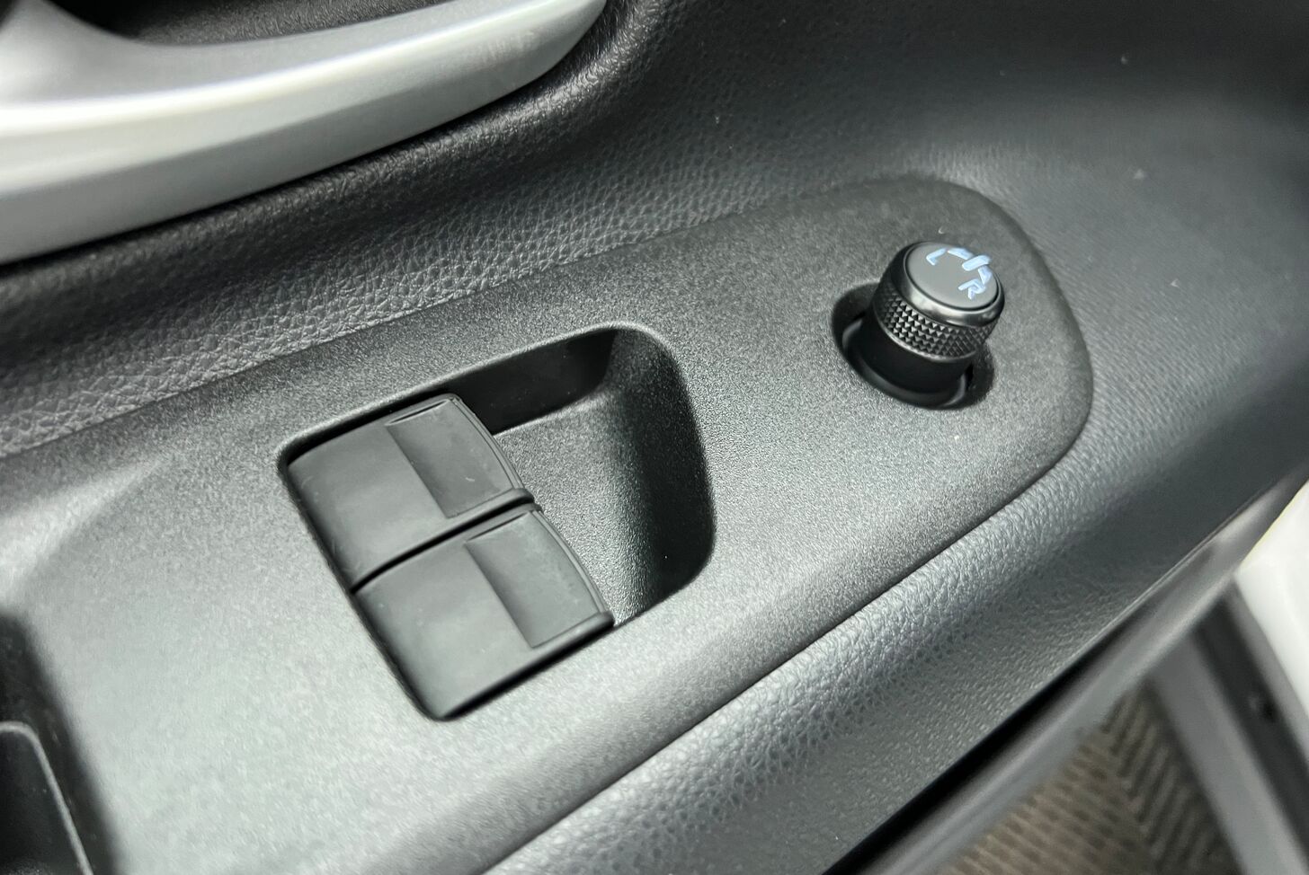 TOYOTA Aygo X Berline Essence 