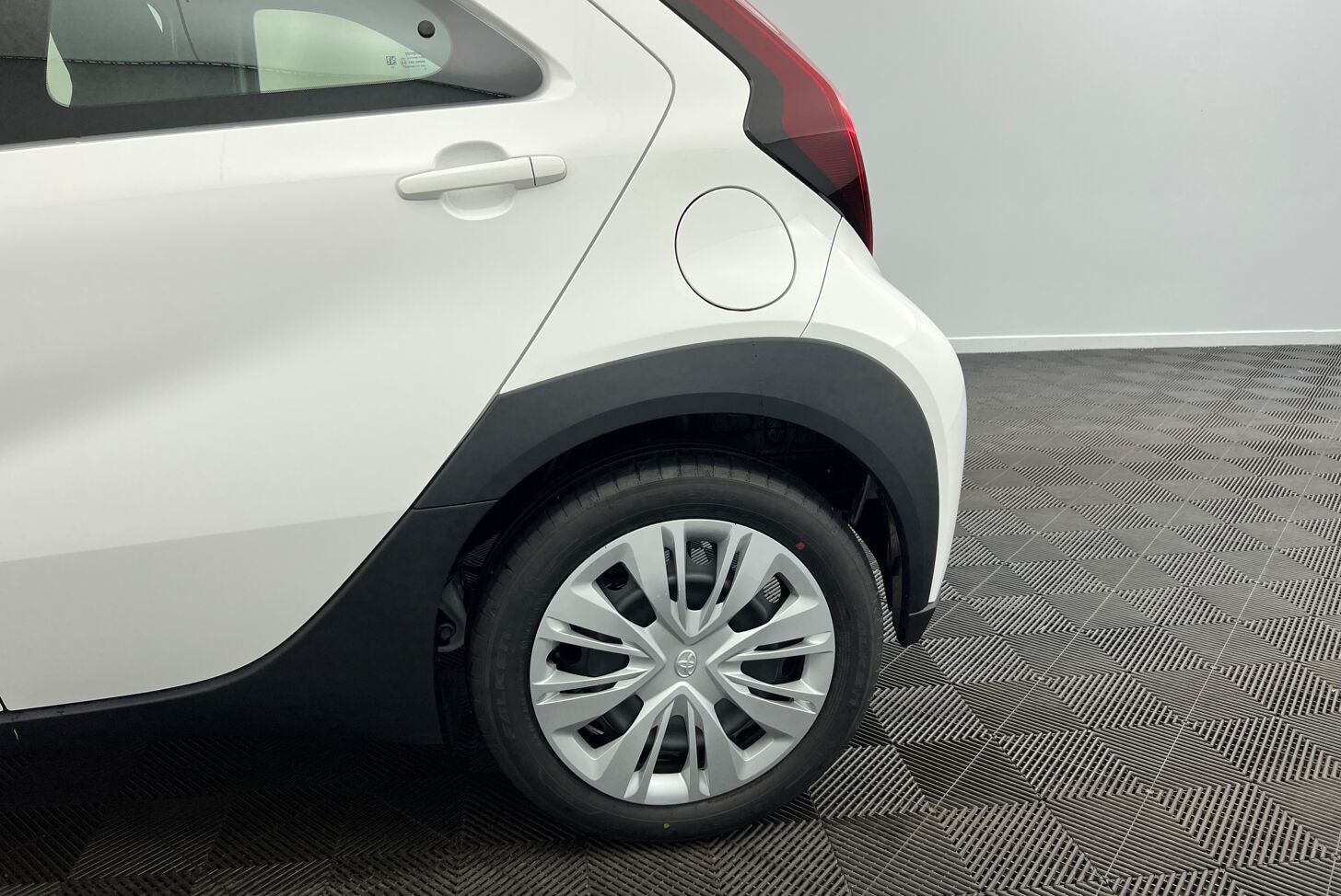 TOYOTA Aygo X Berline Essence 