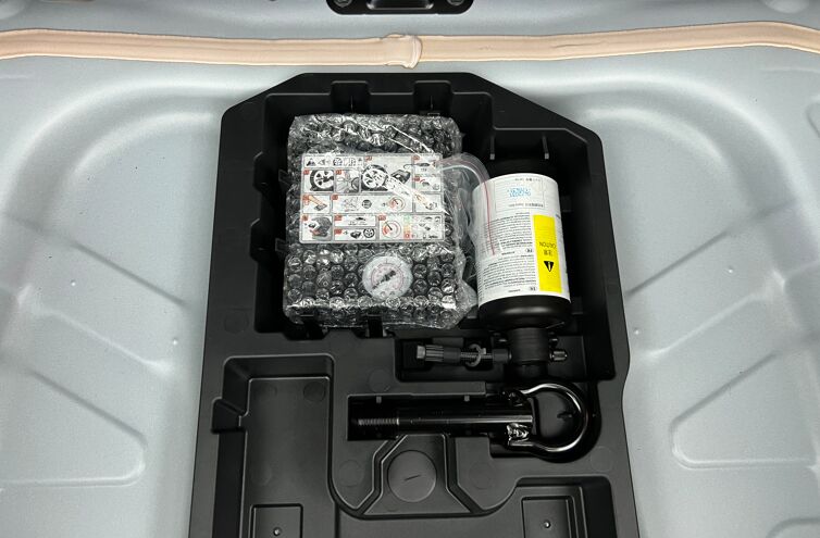 TOYOTA Aygo X Berline Essence 