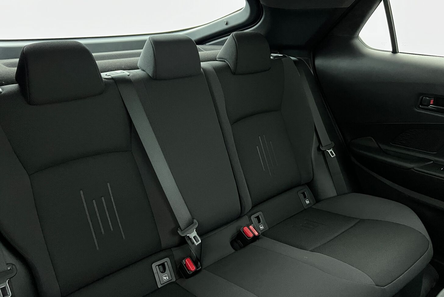 TOYOTA C-HR SUV Hybride rechargeable Essence