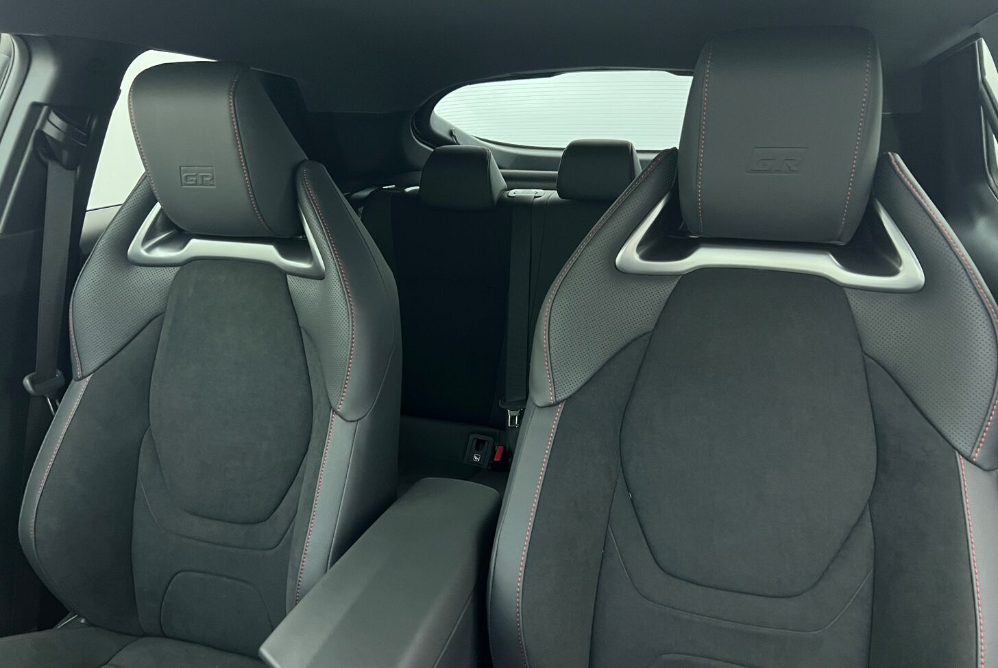 TOYOTA C-HR SUV Hybride rechargeable Essence