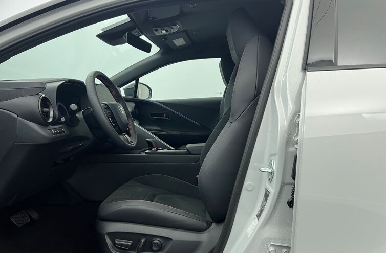 TOYOTA C-HR SUV Hybride rechargeable Essence