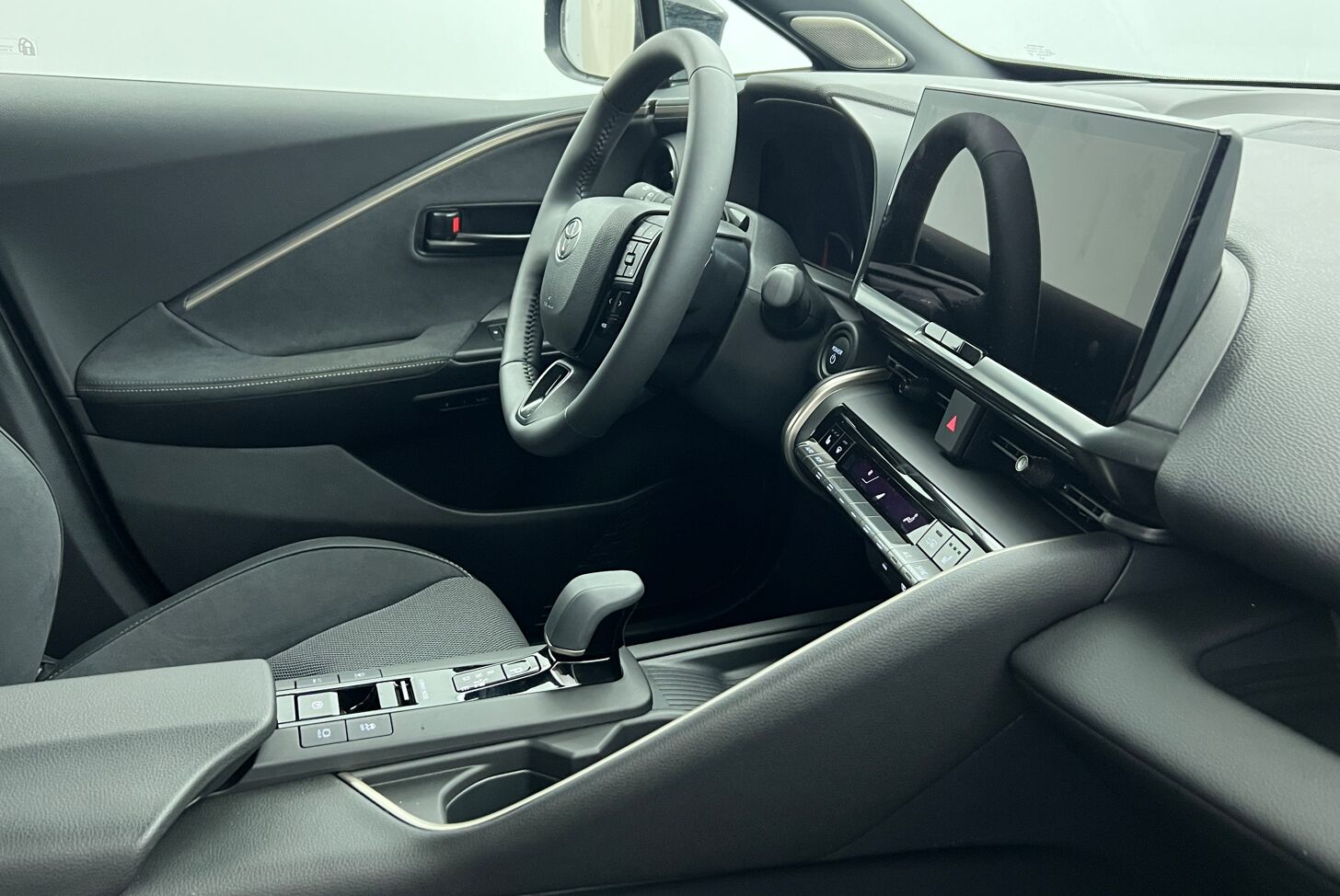 TOYOTA C-HR SUV Hybride rechargeable Essence