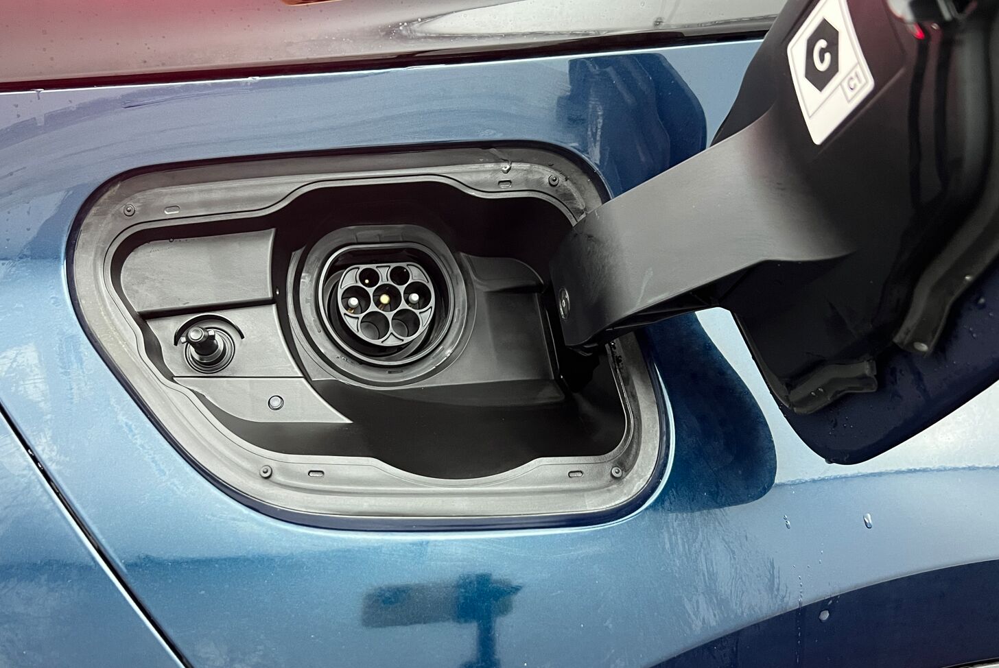 TOYOTA C-HR SUV Hybride rechargeable Essence