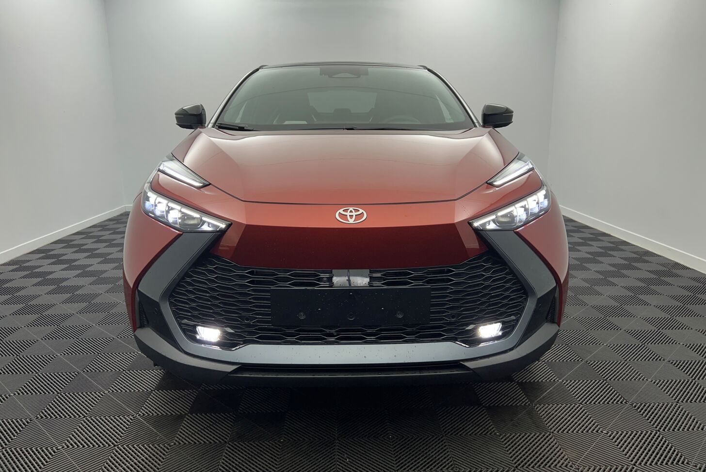 TOYOTA C-HR SUV Hybride rechargeable Essence