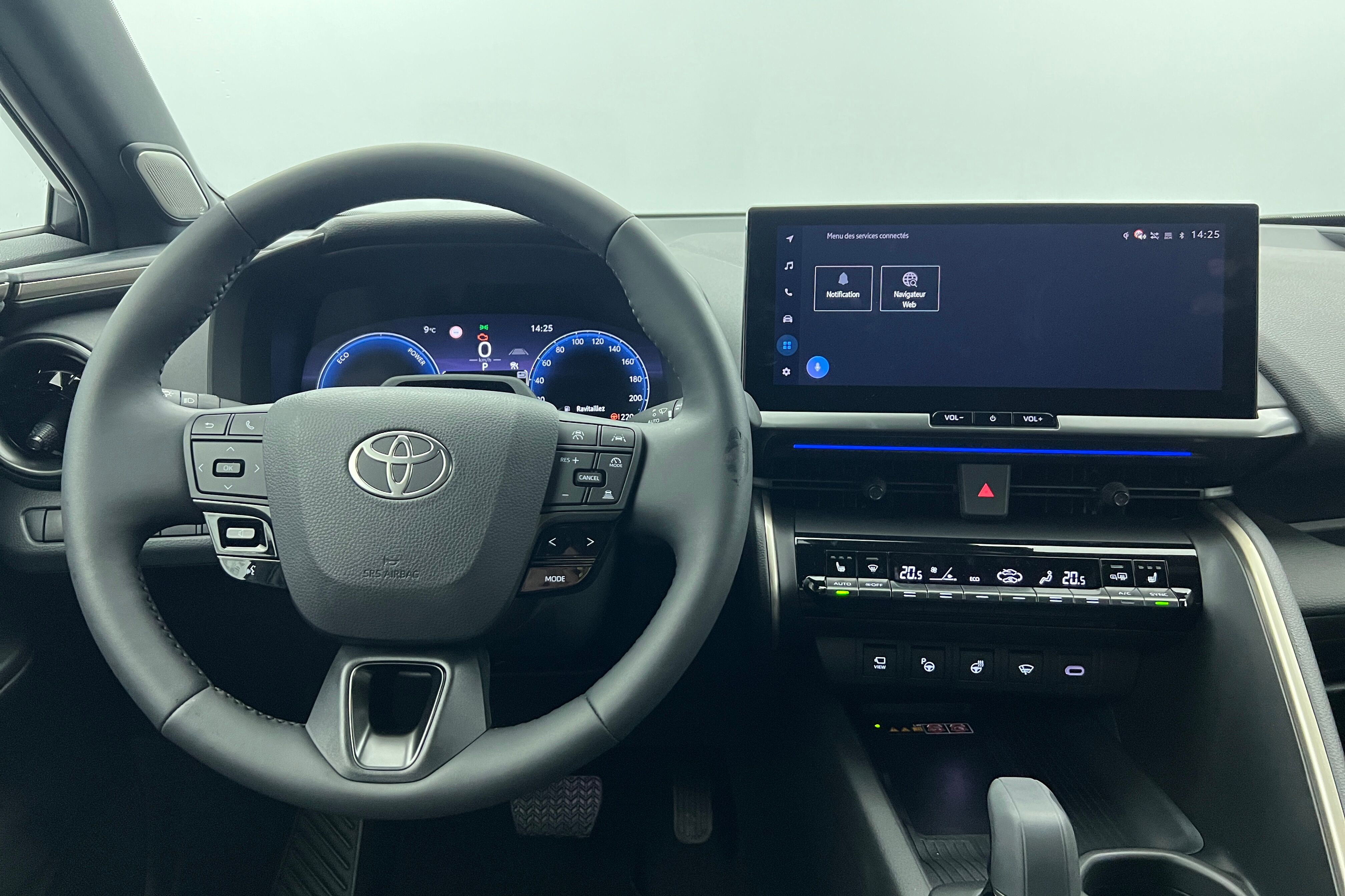 TOYOTA C-HR — photo 7