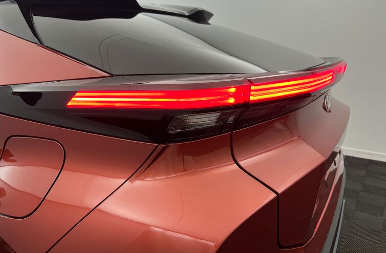TOYOTA C-HR SUV Hybride rechargeable Essence
