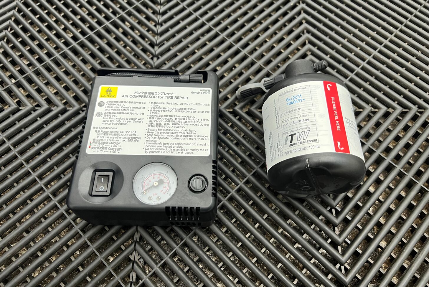 TOYOTA C-HR SUV Hybride rechargeable Essence