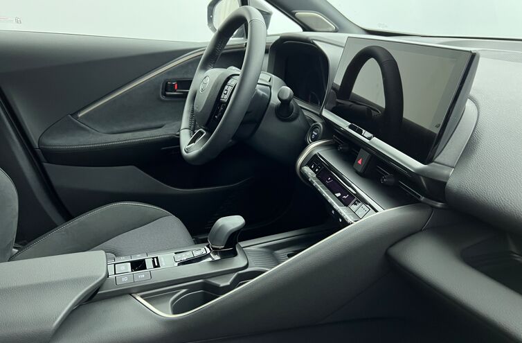 TOYOTA C-HR SUV Hybride rechargeable Essence