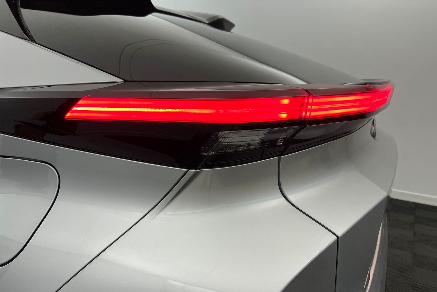 TOYOTA C-HR SUV Hybride rechargeable Essence