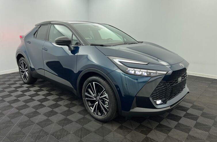 TOYOTA C-HR SUV Hybride rechargeable Essence