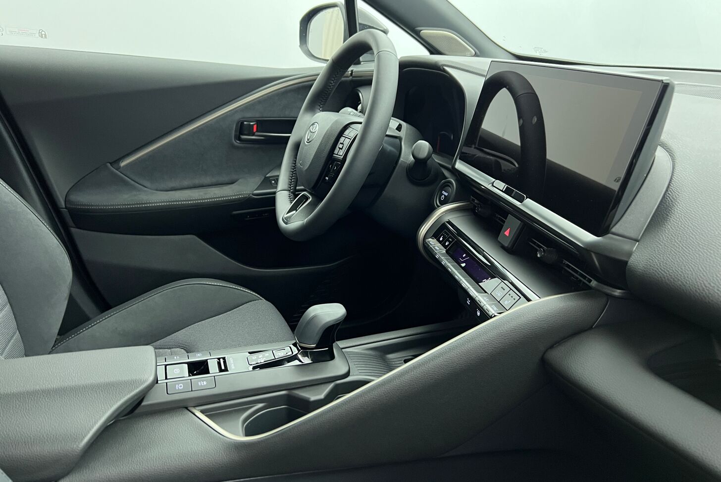 TOYOTA C-HR SUV Hybride rechargeable Essence