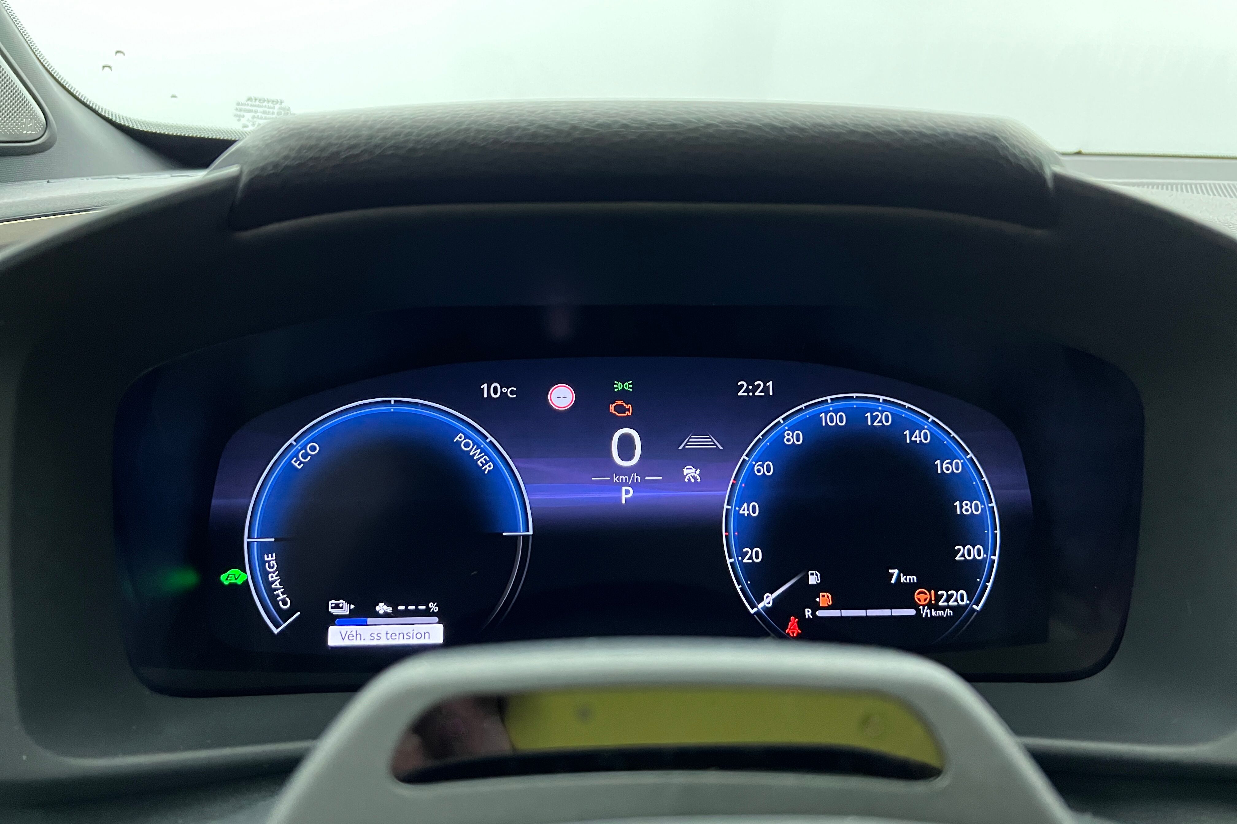 TOYOTA C-HR SUV Hybride rechargeable — photo 9