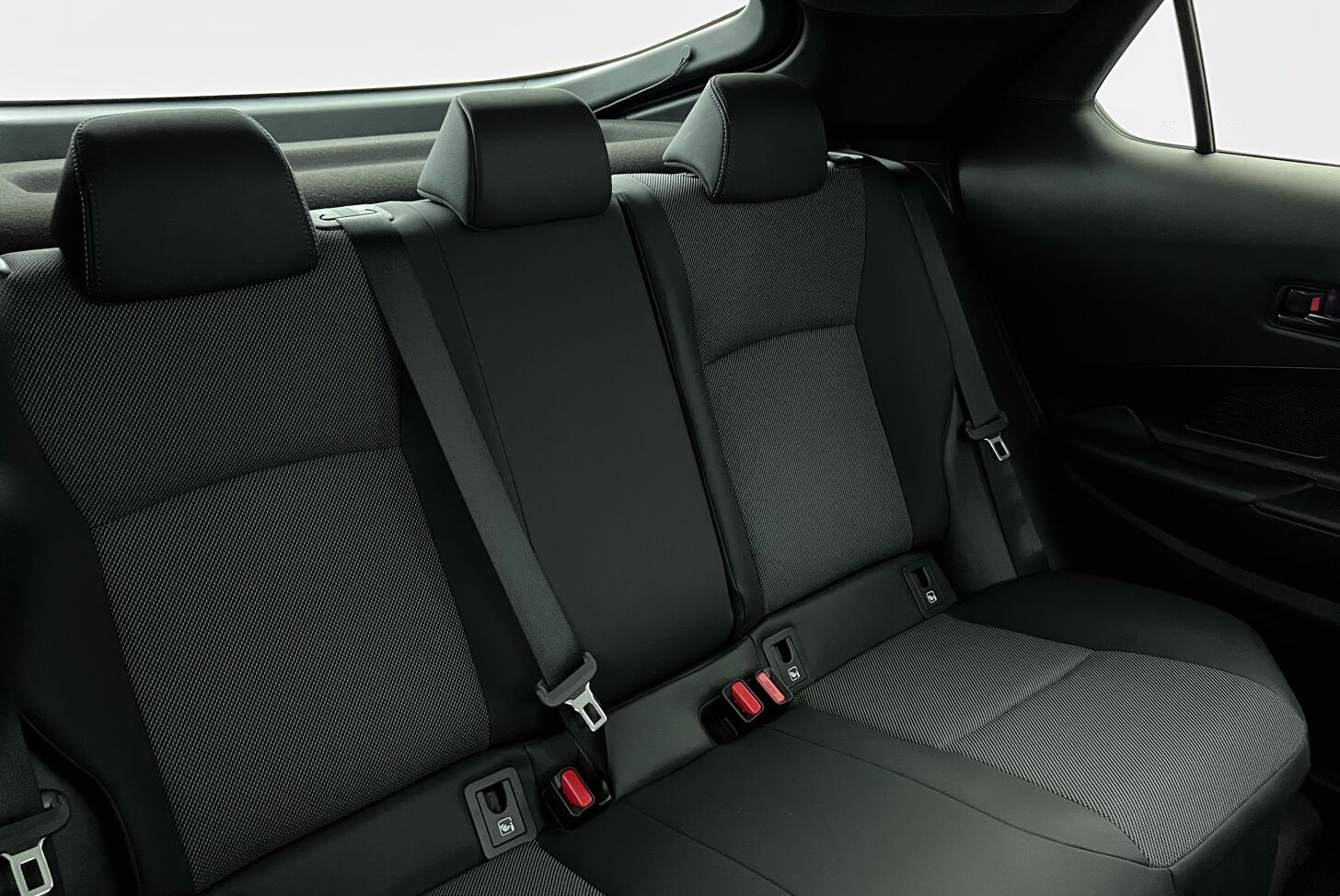 TOYOTA C-HR SUV Hybride rechargeable Essence