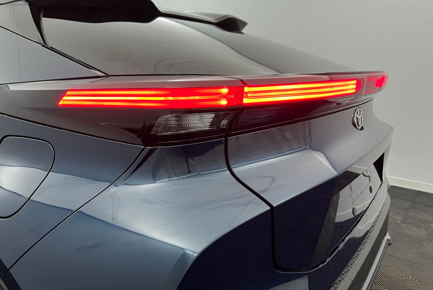 TOYOTA C-HR SUV Hybride rechargeable Essence