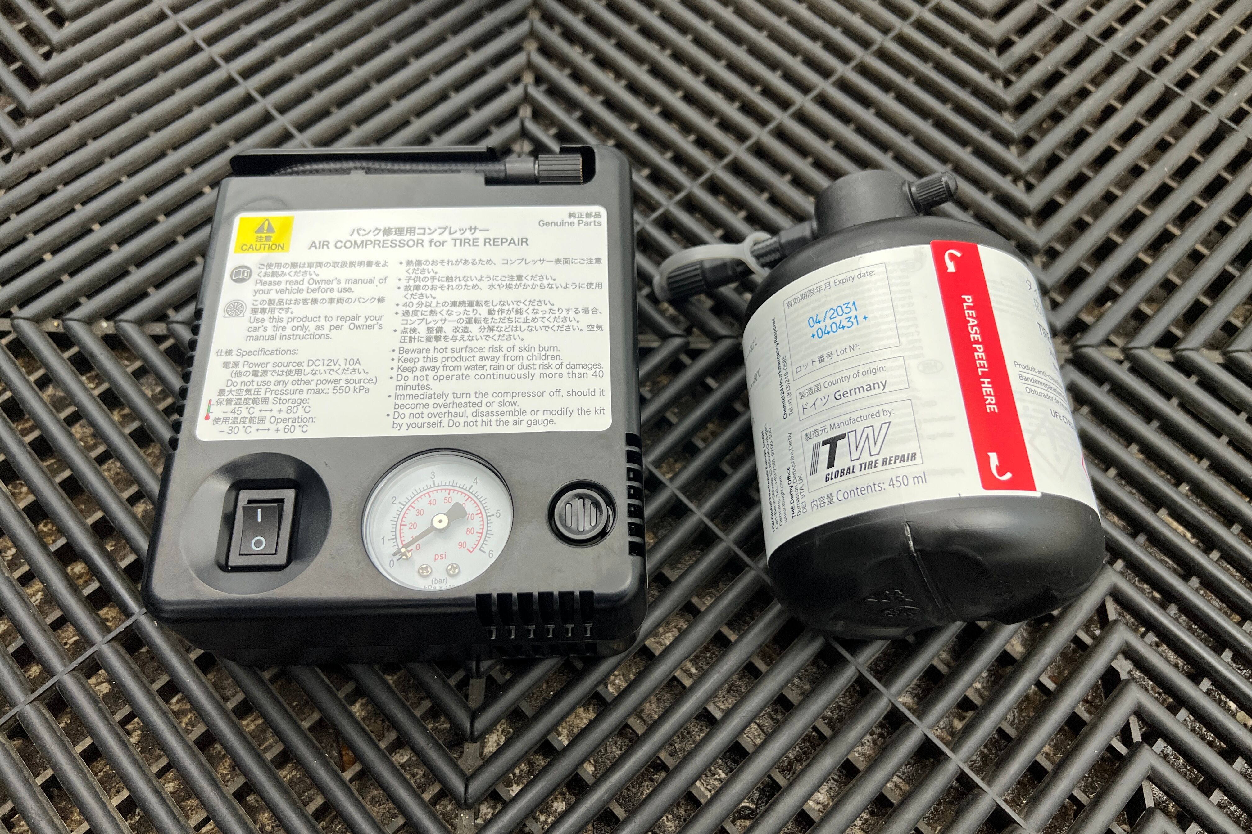 TOYOTA C-HR SUV Hybride rechargeable — photo 23