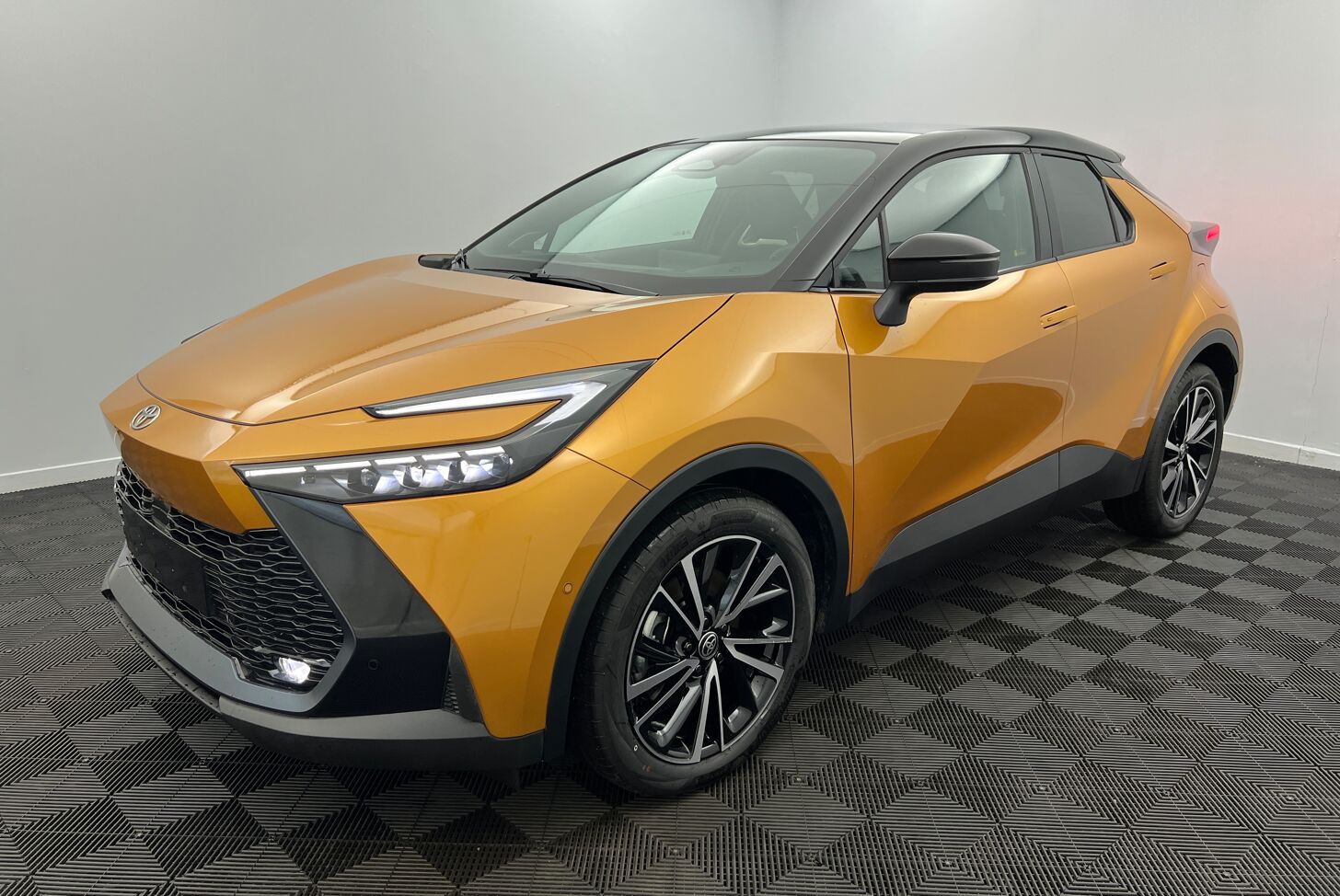 TOYOTA C-HR SUV Hybride rechargeable Essence
