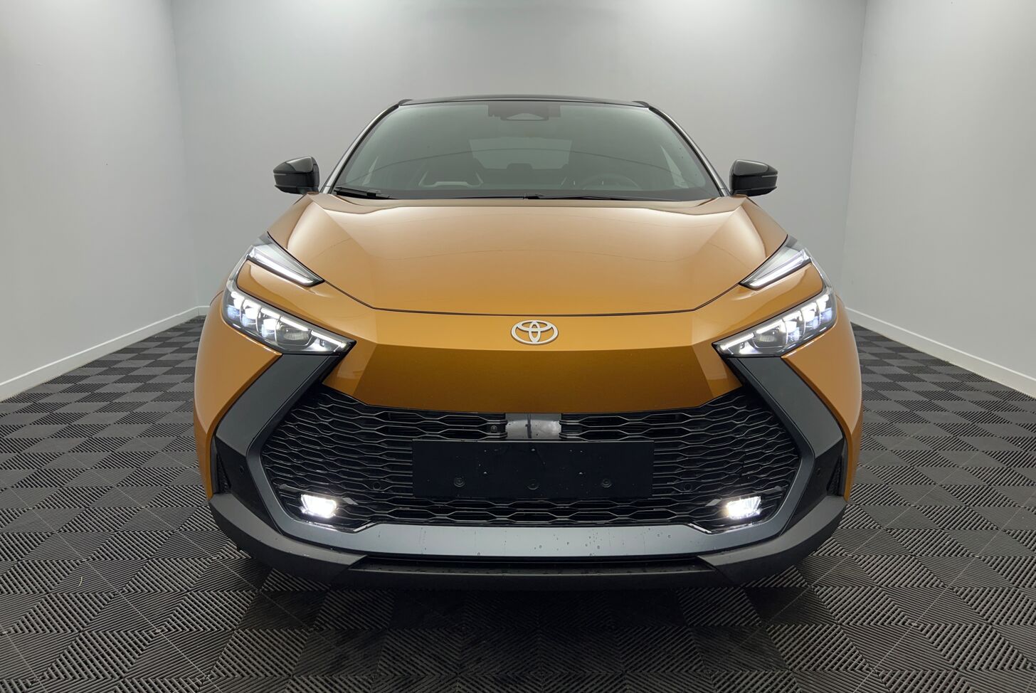 TOYOTA C-HR SUV Hybride rechargeable Essence