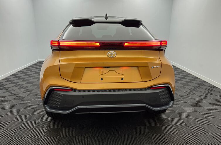 TOYOTA C-HR SUV Hybride rechargeable Essence