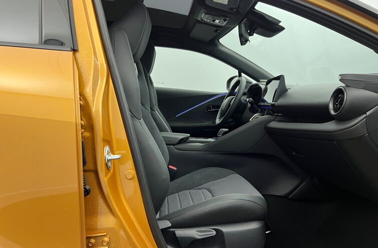 TOYOTA C-HR SUV Hybride rechargeable Essence