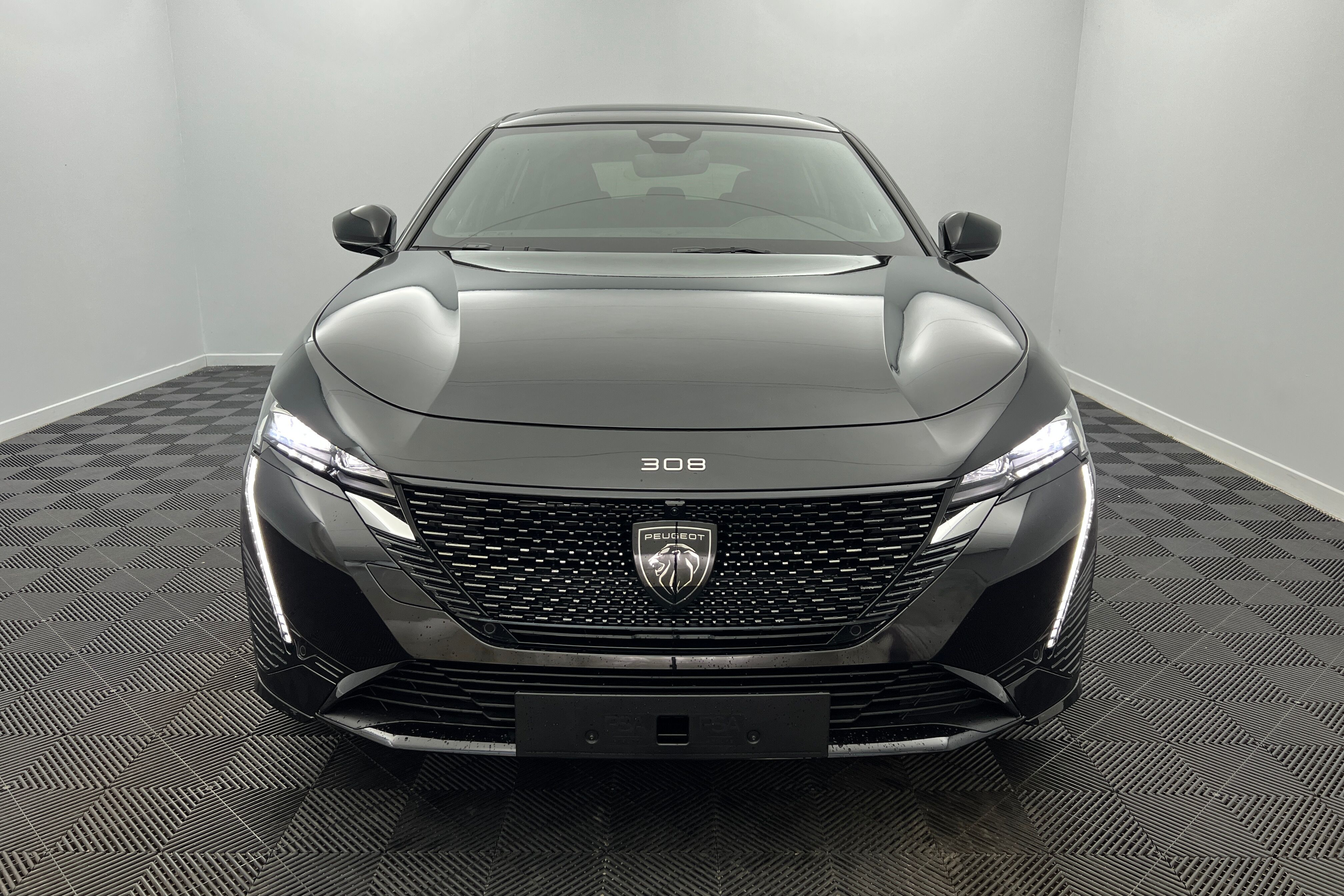 PEUGEOT 308 — photo 2
