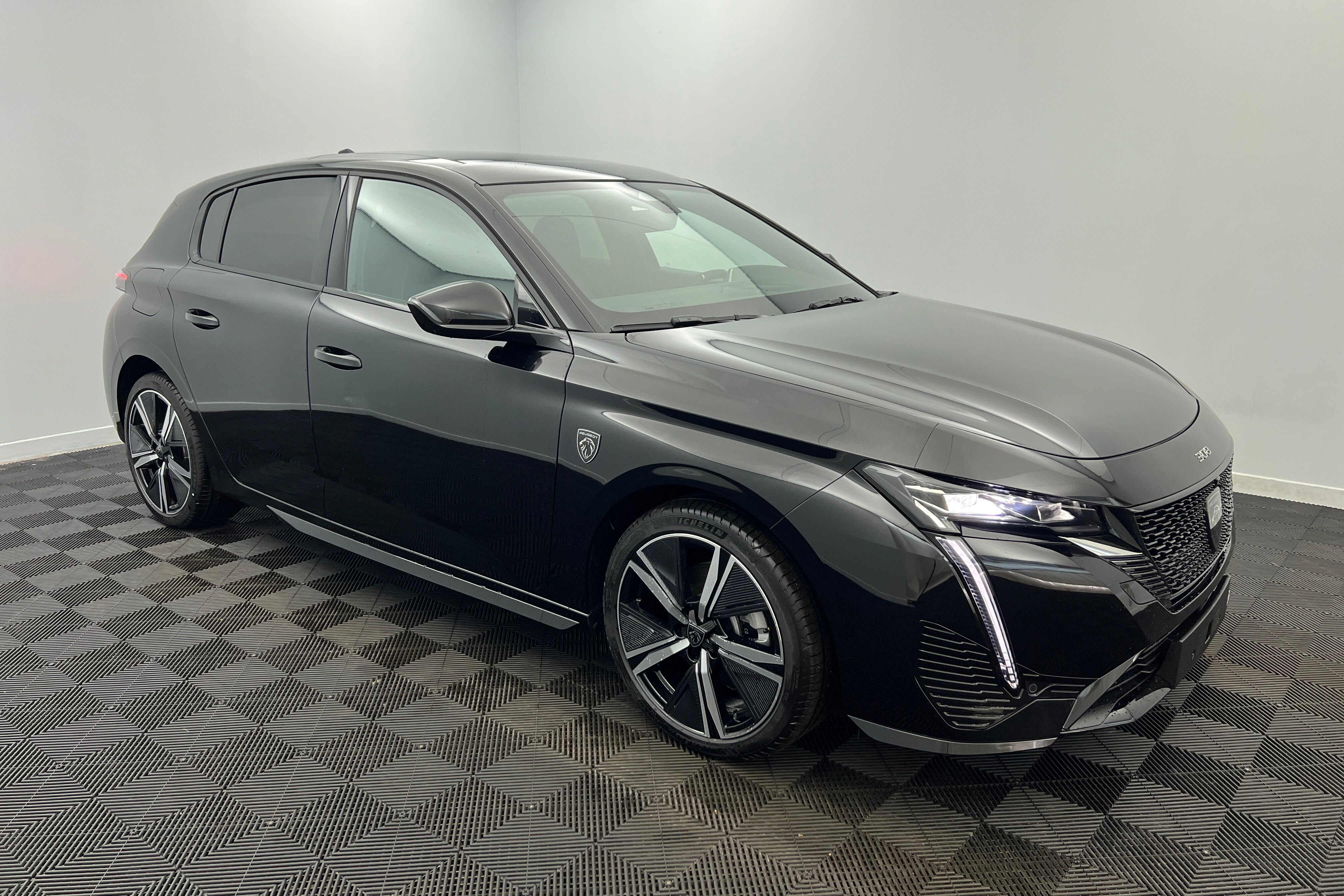 PEUGEOT 308 — photo 3