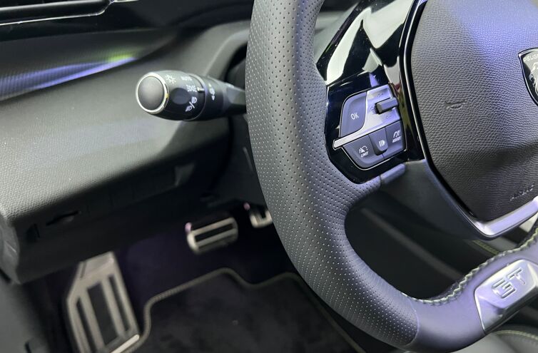 PEUGEOT 308 Berline Diesel 