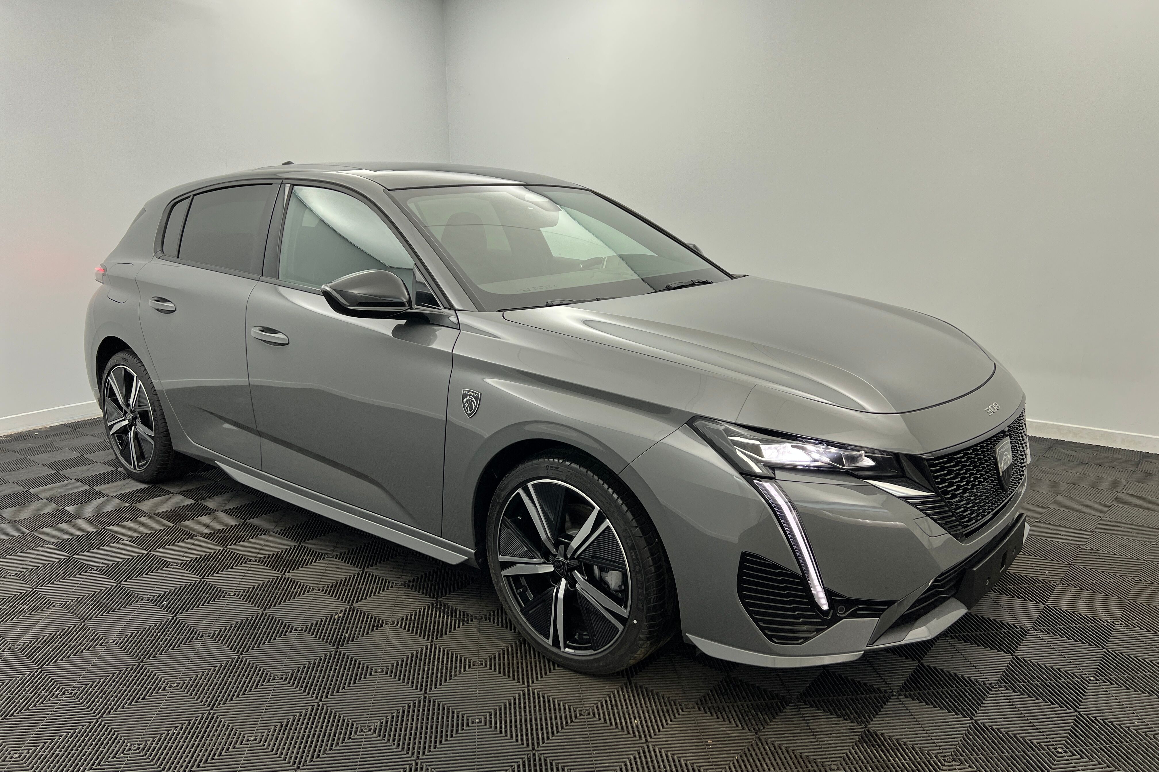 PEUGEOT 308 — photo 3