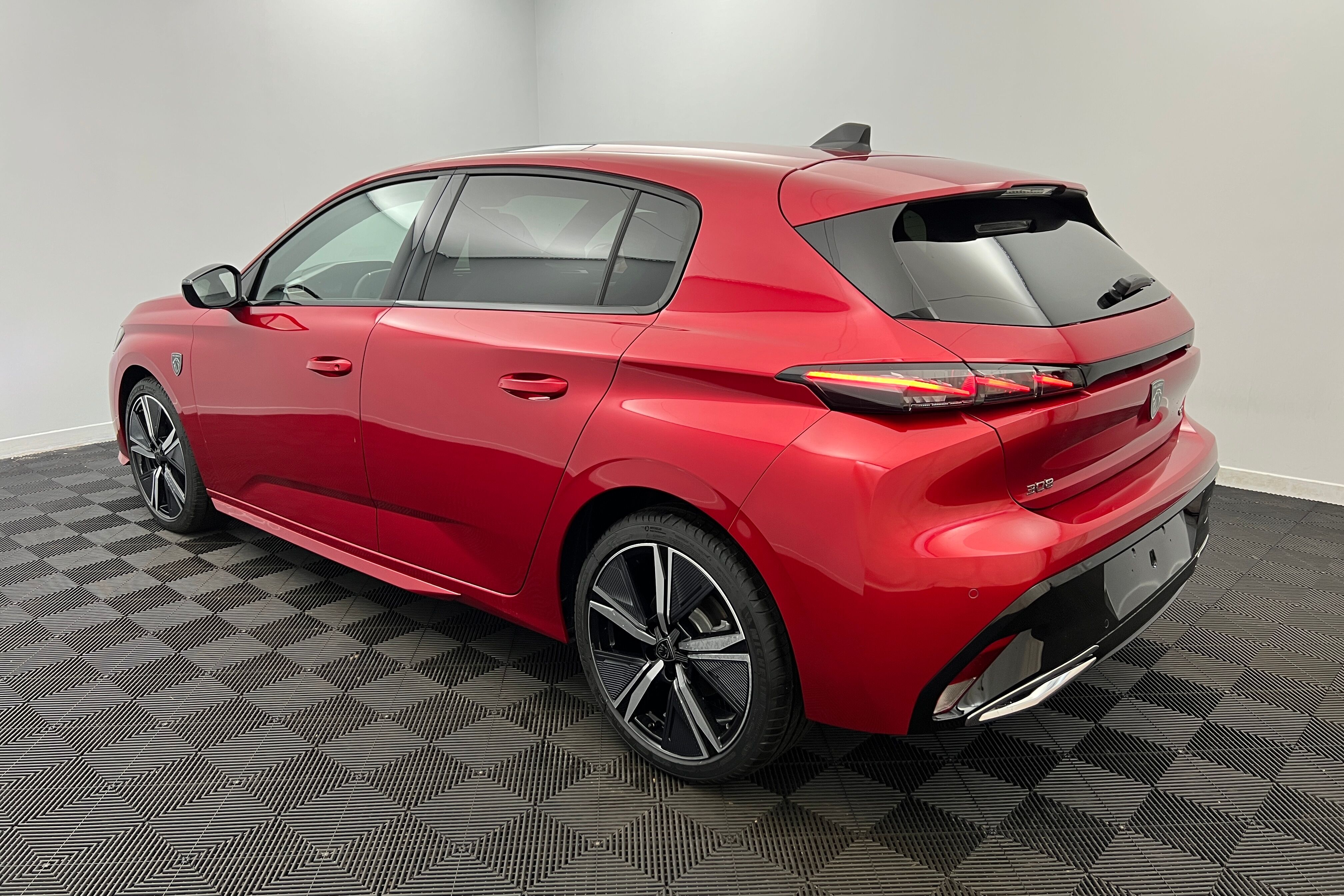 PEUGEOT 308 — photo 4