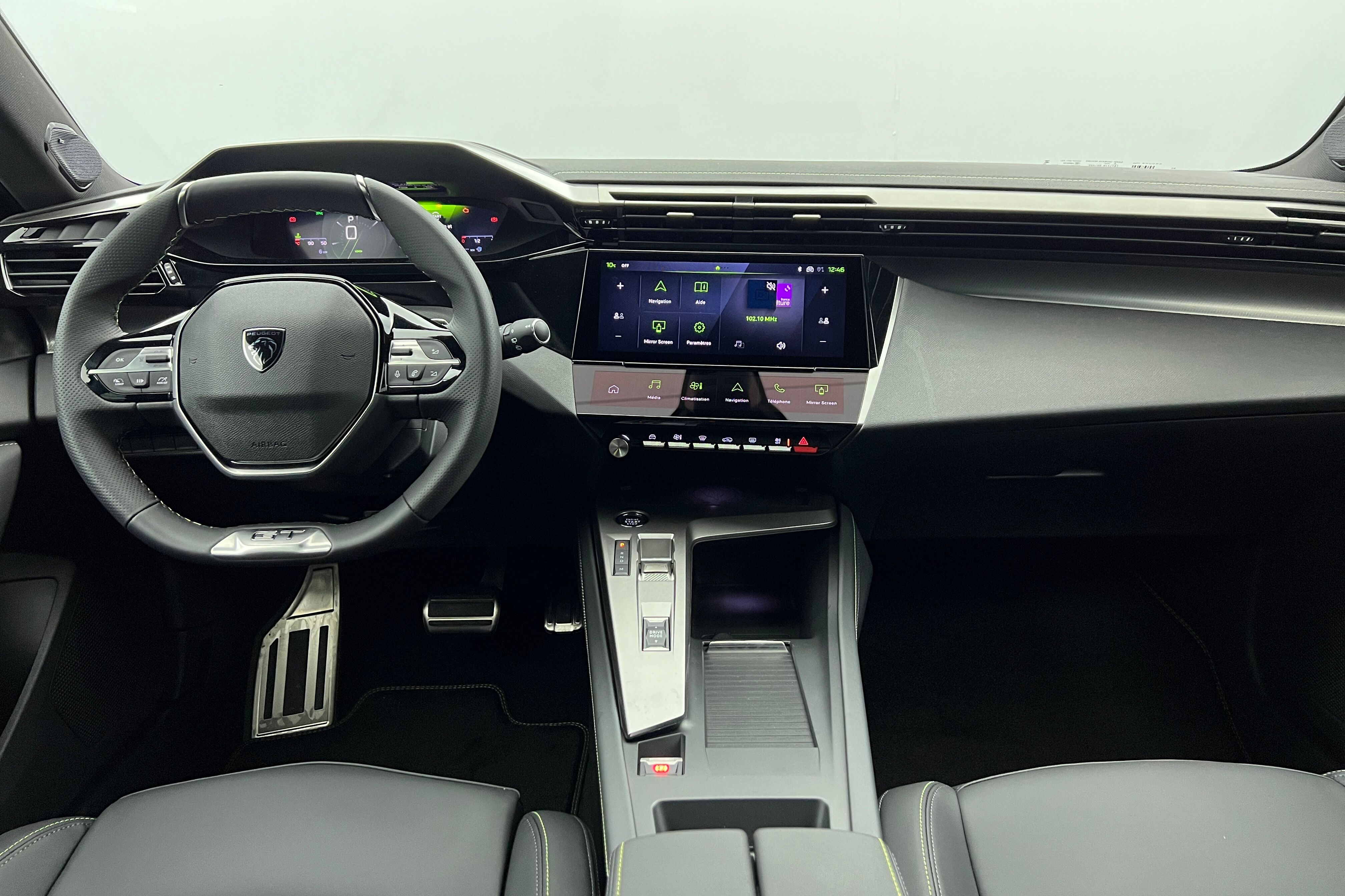 PEUGEOT 308 — photo 8