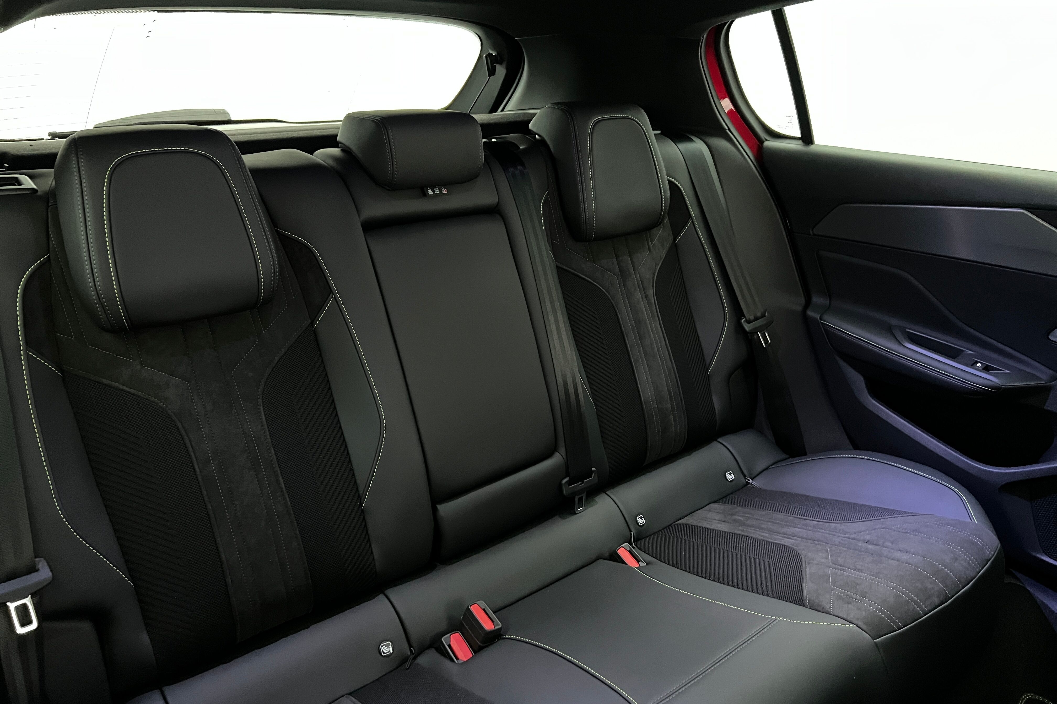 PEUGEOT 308 Berline Diesel — photo 14