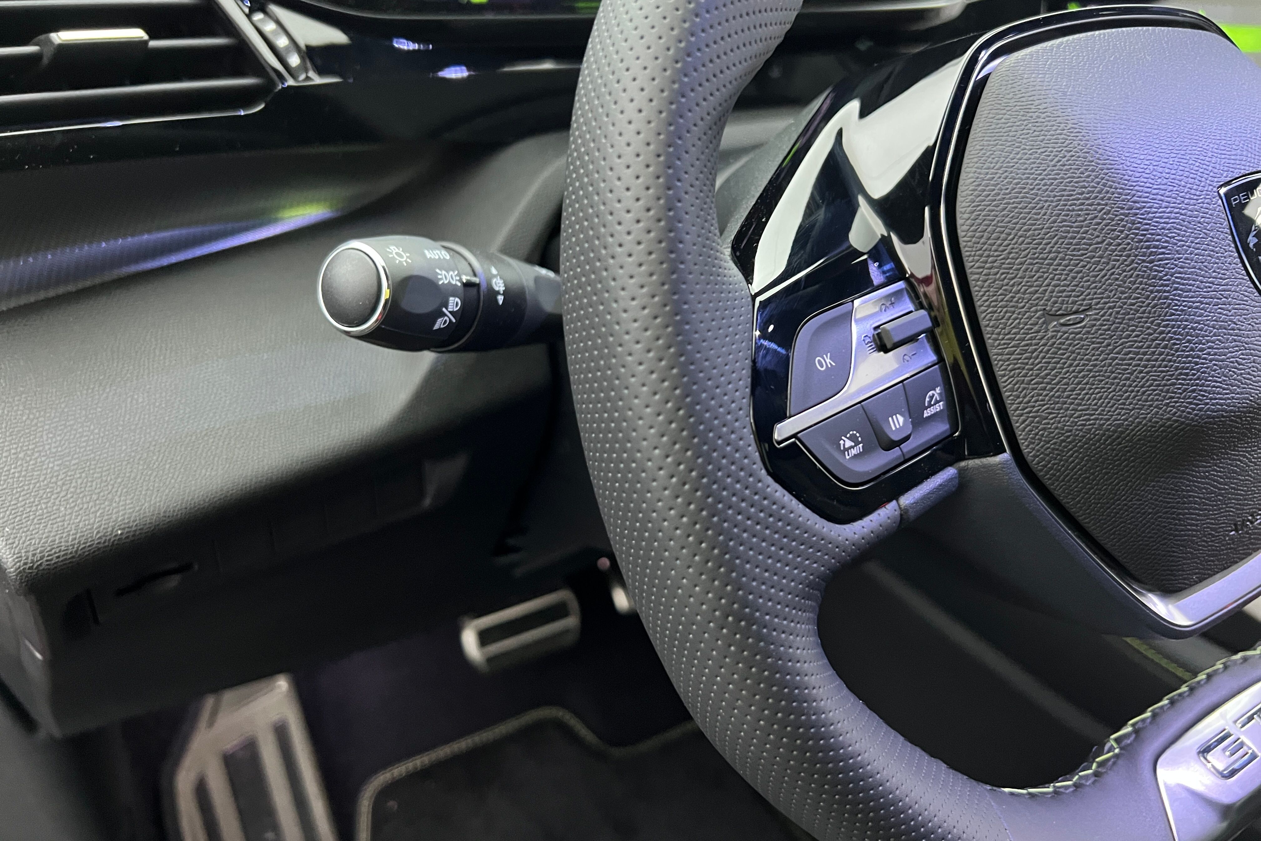 PEUGEOT 308 Berline Diesel — photo 16