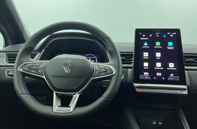 RENAULT Captur SUV Hybride Essence