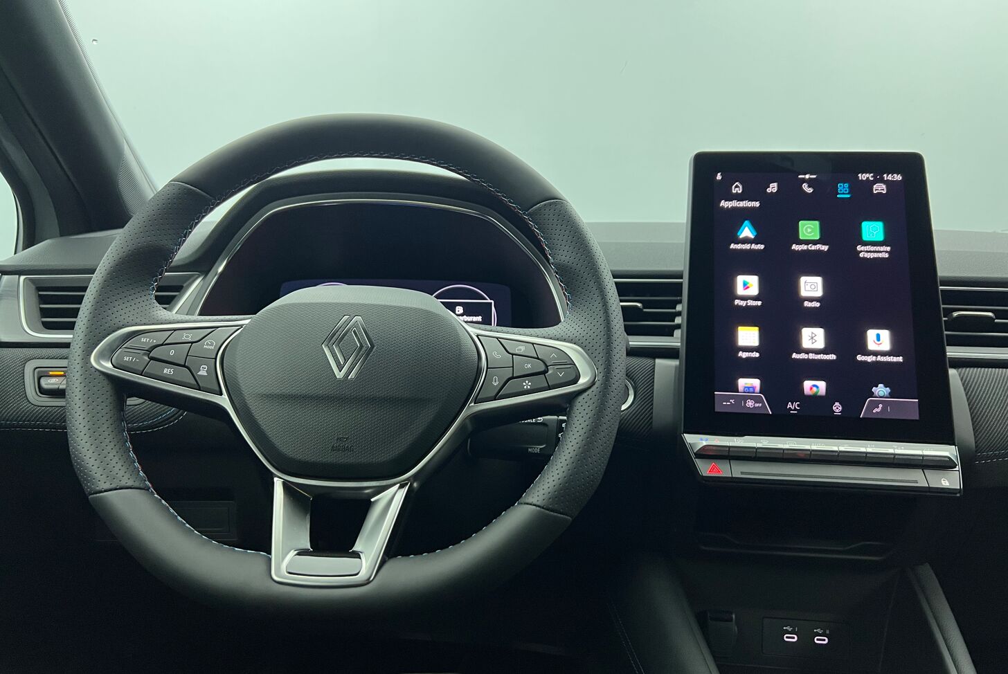 RENAULT Captur SUV Hybride Essence