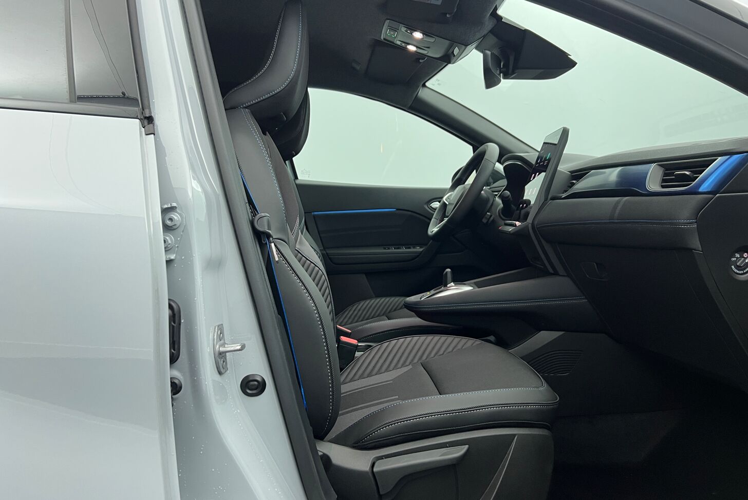 RENAULT Captur SUV Hybride Essence