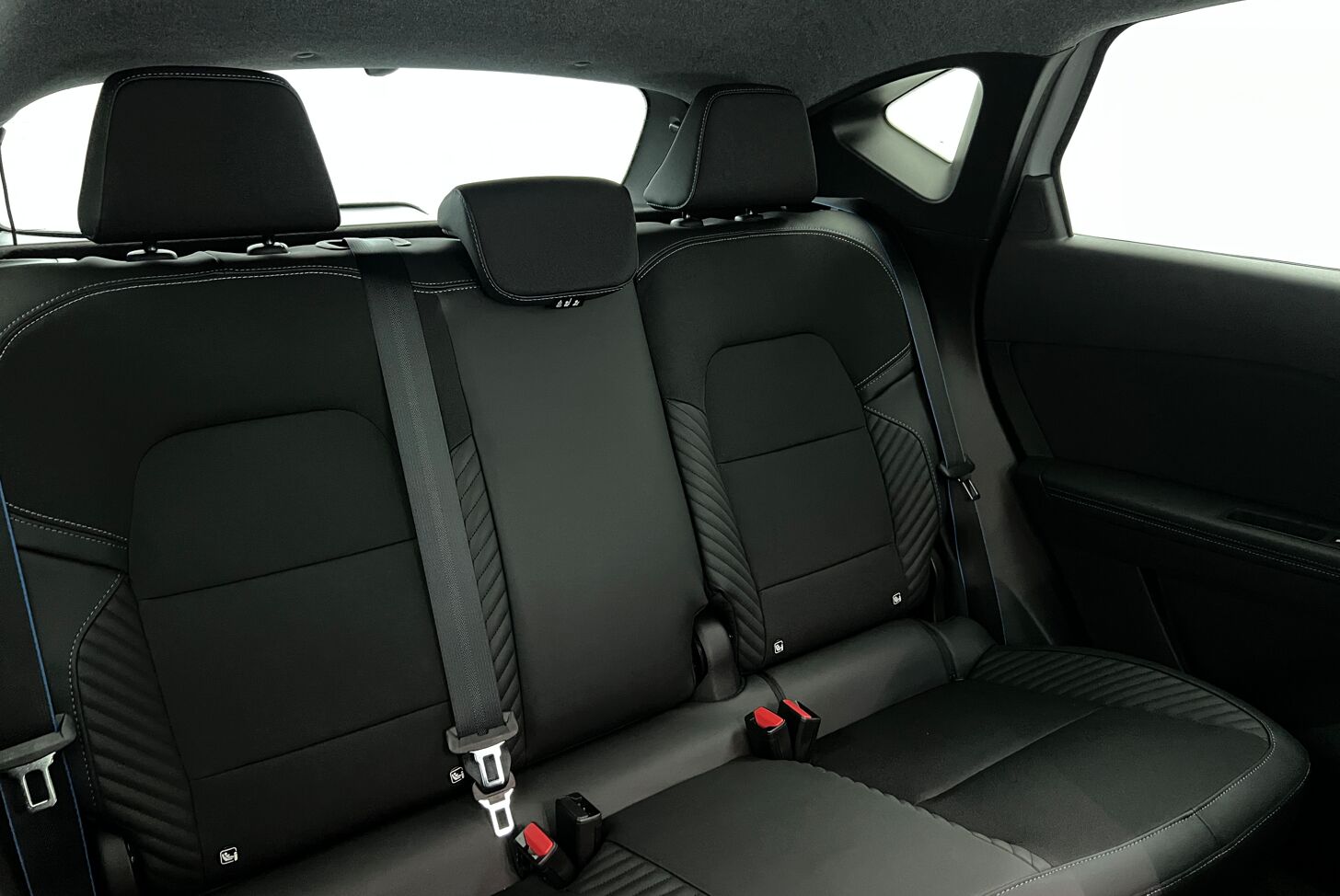 RENAULT Captur SUV Hybride Essence