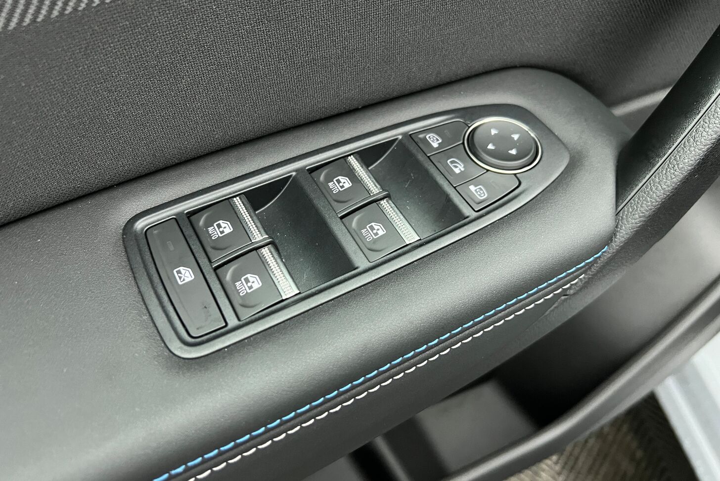 RENAULT Captur SUV Hybride Essence