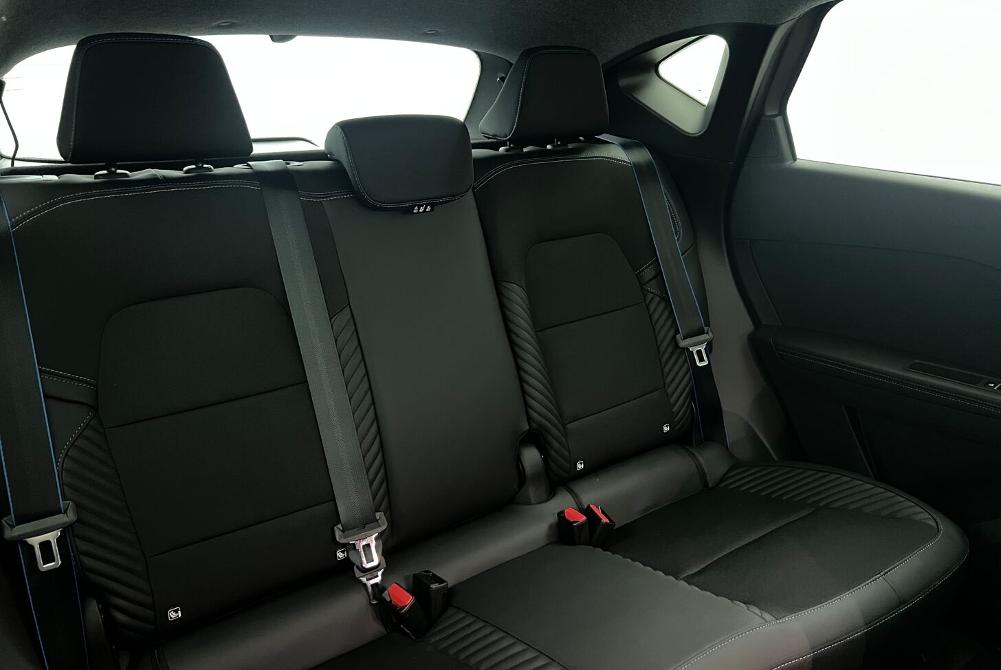 RENAULT Captur SUV Hybride Essence