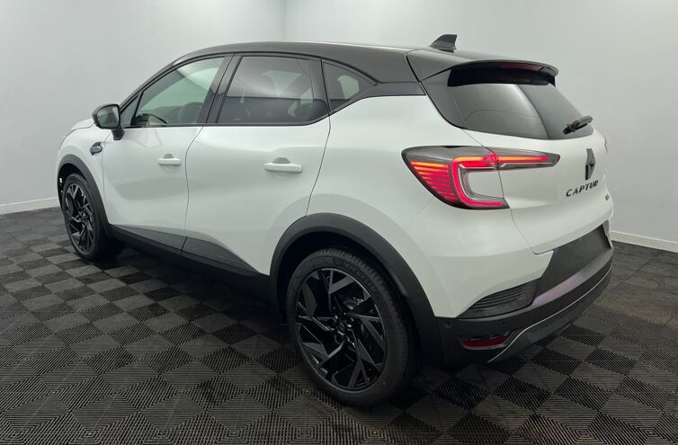 RENAULT Captur SUV Hybride Essence