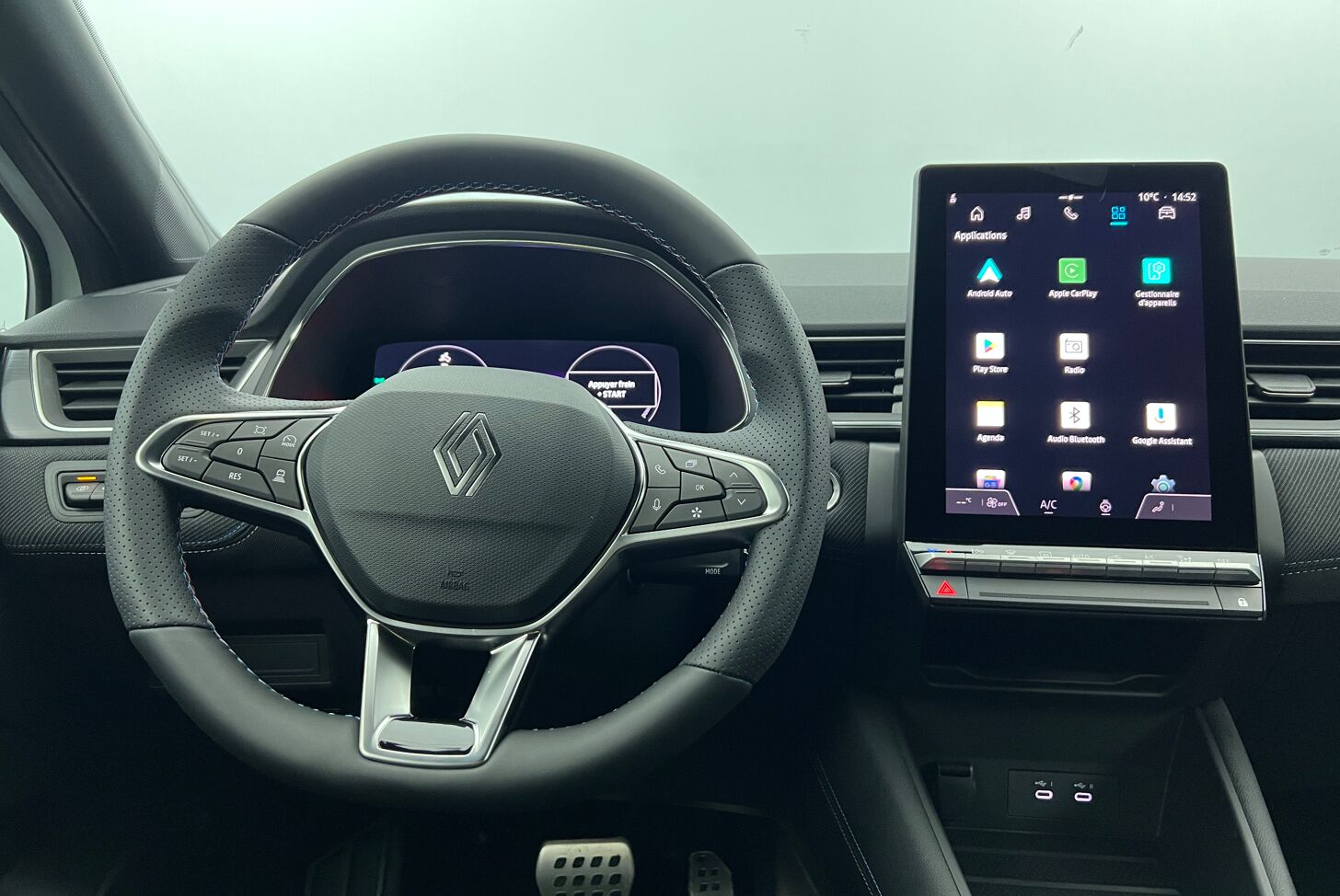 RENAULT Captur SUV Hybride Essence