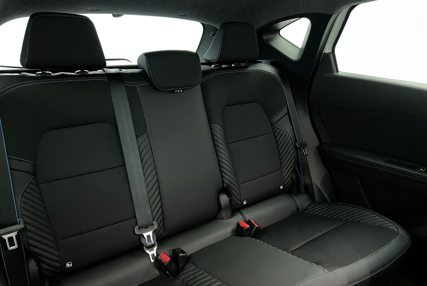 RENAULT Captur SUV Hybride Essence