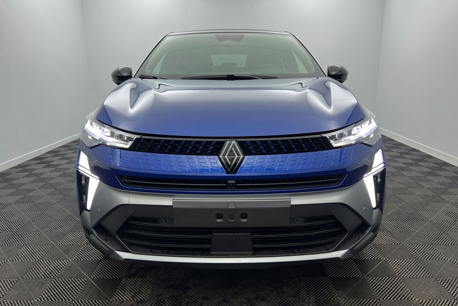 RENAULT Captur SUV Hybride Essence
