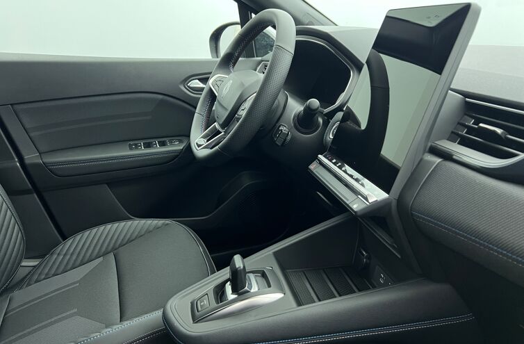 RENAULT Captur SUV Hybride Essence